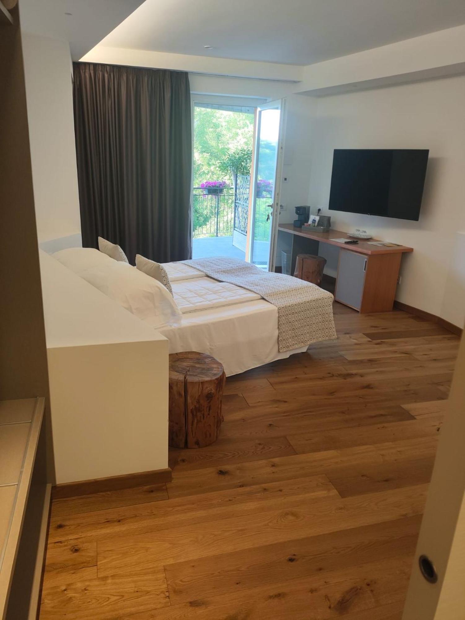 Agriturismo Terre Di Ginepro Borghetto di Vara Kültér fotó